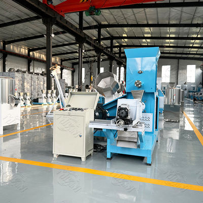 เครื่องผลิตอาหารสุนัขแบบ Twin Screw พร้อมระบบ ISO สายการผลิตเม็ดอาหาร