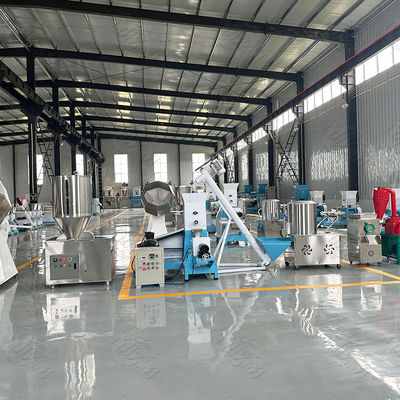 Chews ขนมขบเคี้ยวเคี้ยวหมากฝรั่งเครื่องอาหารสุนัขสัตว์เลี้ยงอาหารเครื่องอัดรีด CE / ISO9001