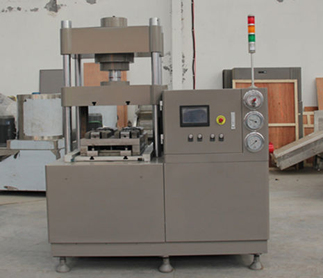 PLC ควบคุมสายการผลิตอาหารสัตว์เลี้ยงไฮดรอลิกสำหรับการกดกระดูก Rawhide