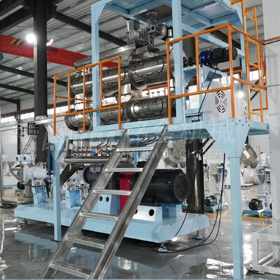เครื่องบดอาหารสัตว์เลี้ยงแบบต่อเนื่องและอัตโนมัติ Twin Screw Extruder กว้าง 70-110 มม เครื่องบดอาหารสัตว์เลี้ยง 380V/50Hz
